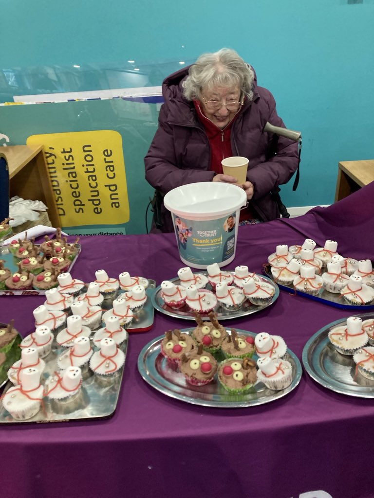 Eluned Ward tweet media