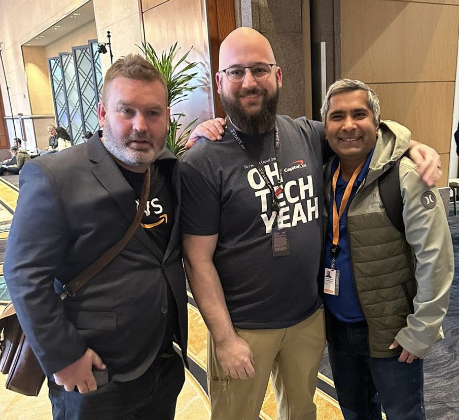 djfurman4tech's tweet image. Thankful for a great session, re:Invent and safe travels home. Today will be family time and then back to it tomorrow!