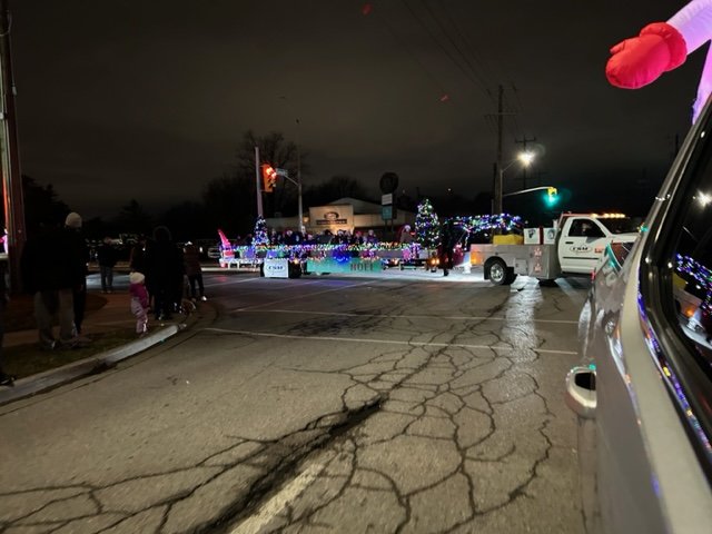On s’est amusé dans la parade de Noël  avec @EECStFX  !! Quelle belle soirée 🎅🏼🎄🎶