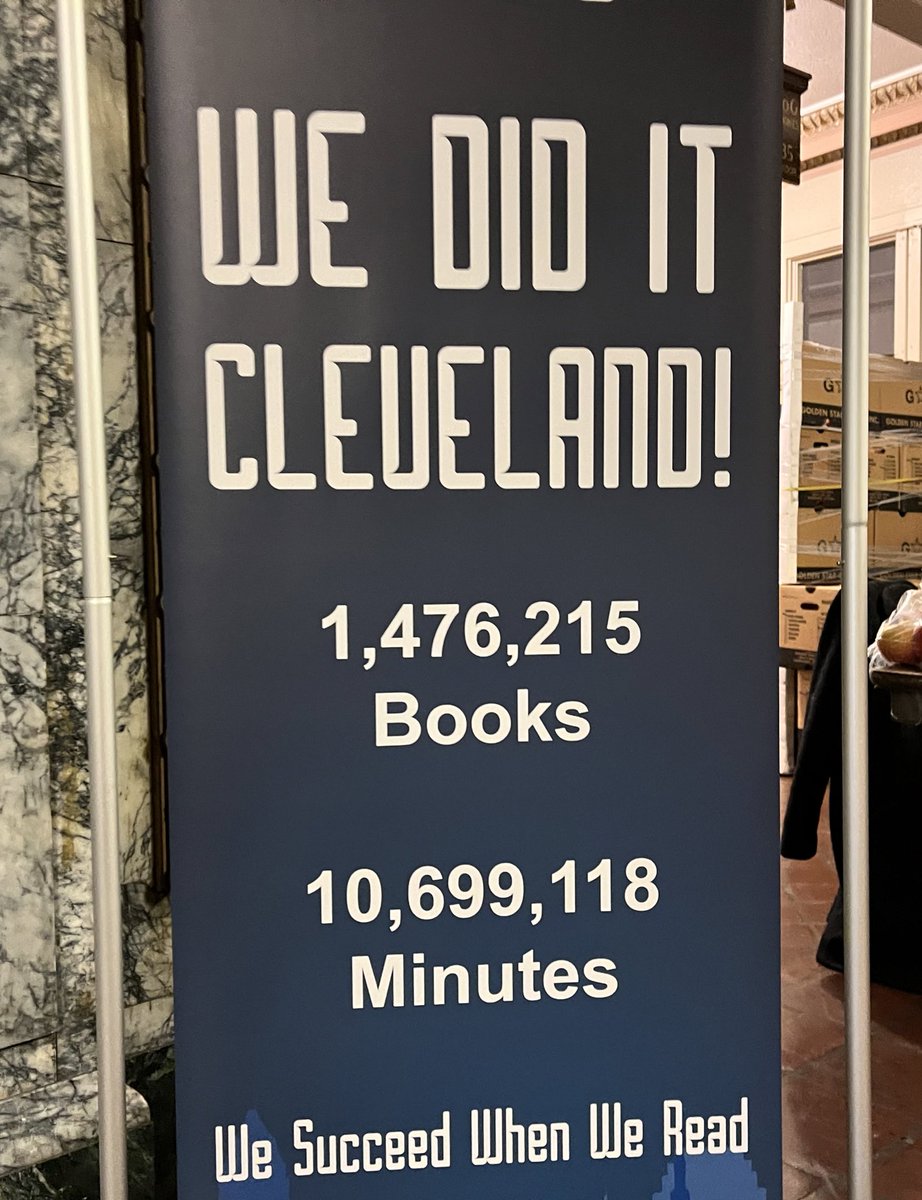 DrWarrenMorgan's tweet photo. What a great day to celebrate reading, education, and our scholars! Partnerships like this enhance the work we do everyday at @CLEMetroSchools! Together, we read 1,476,215 books in 10,699,118 minutes! Thank you @MayorBibb, @Cleveland_PL, @AFTunion, and @CTU279! https://t.co/fgHsLKdVei