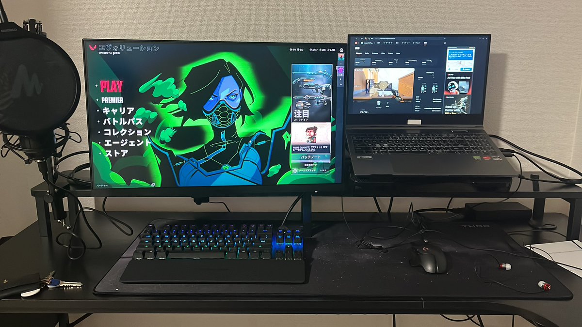 mauyuX's tweet photo. 配線ぐちゃぐちゃだし、来週PC届くからとりあえず！
あとはネット工事が終わるまでソフトバンクAIRで何とか！ https://t.co/aiuW3RireM