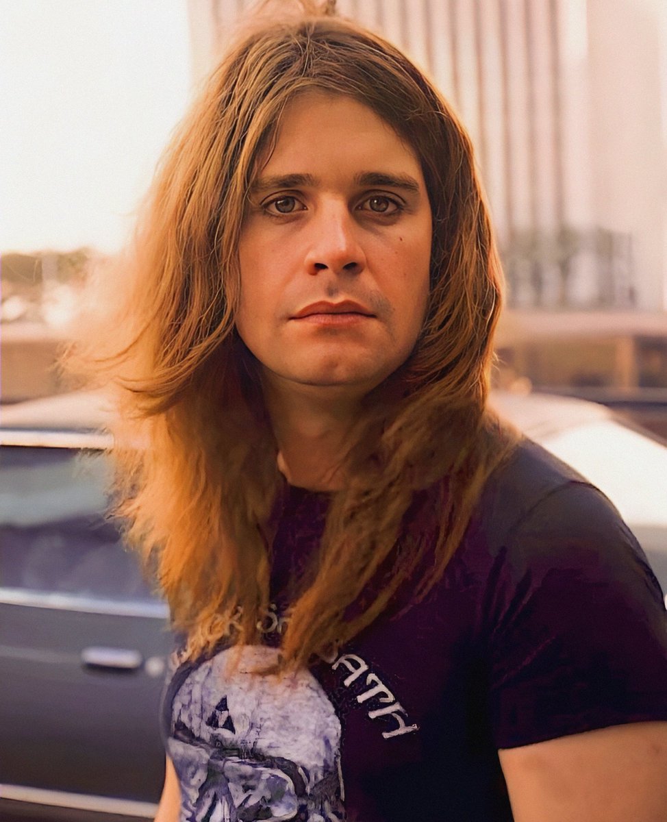 AgaAgnes1991's tweet photo. Happy Birthday to Ozzy Osbourne, born on this day in 1948. https://t.co/zVaWDQVTKJ