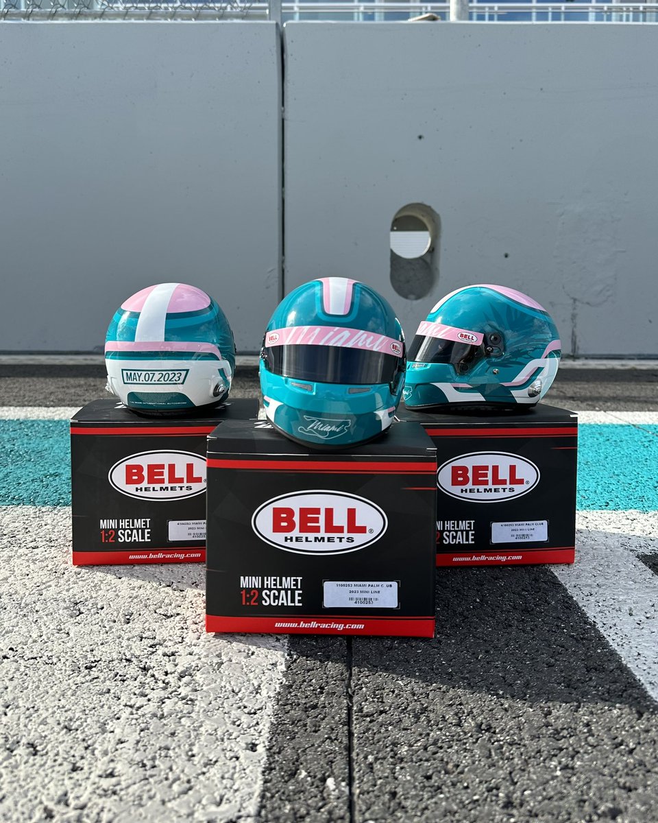 No race today but we’re celebrating the end of the @F1 season with a giveaway! 🎁 Retweet + drop a 🏎️ emoji in the comments for a chance to win a 2023 #MiamiGP mini-helmet 👀 Terms and conditions below.