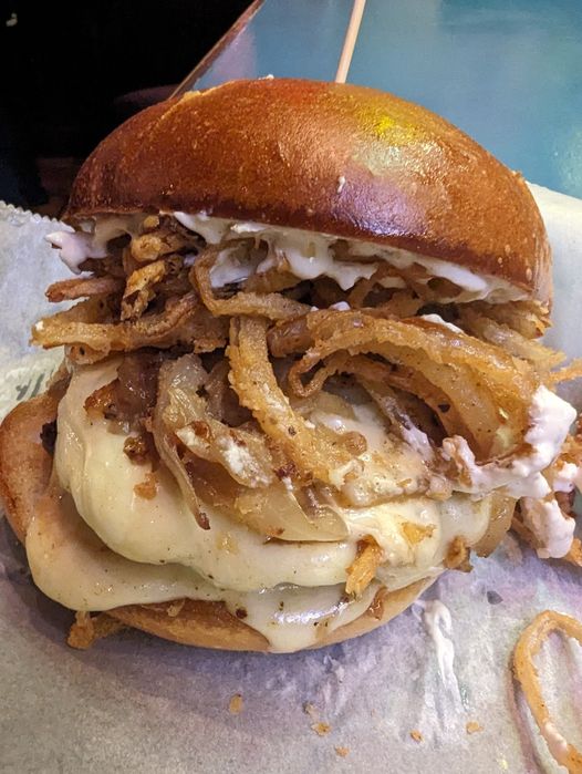 Lucky's Last Chance tweet media