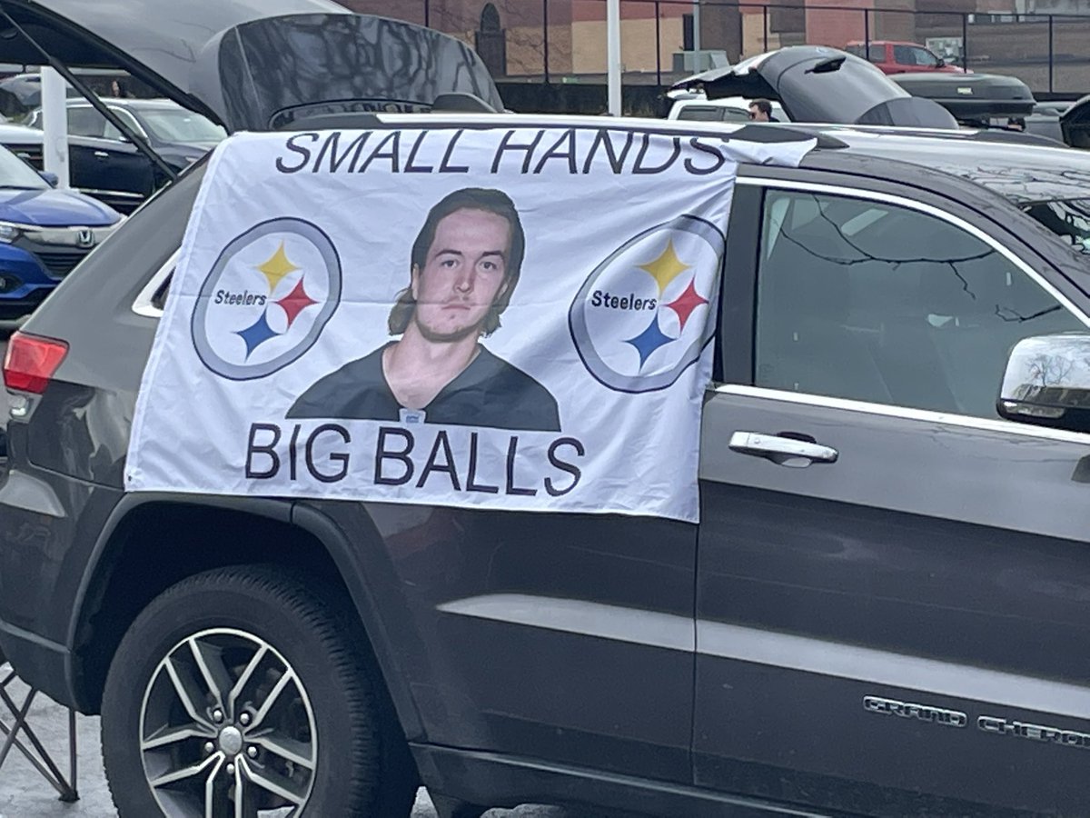 Yinz in Pittsburgh. #Steelers #NFL