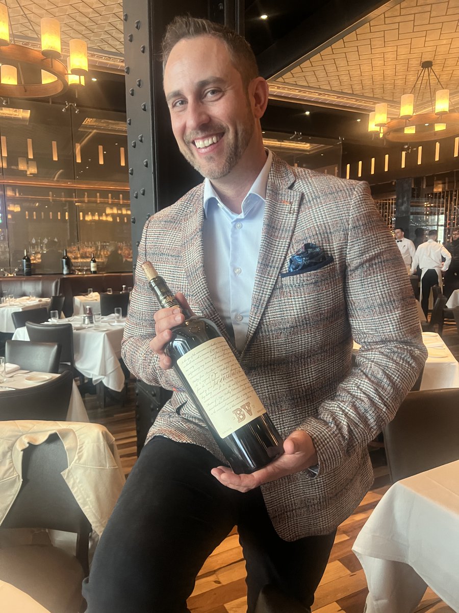 Tasting with #winemaker Trevor Durling of Beaulieu Vineyard was one of my favorite 2023 #wine moments.
instagram.com/reel/C0ZToAjuj…