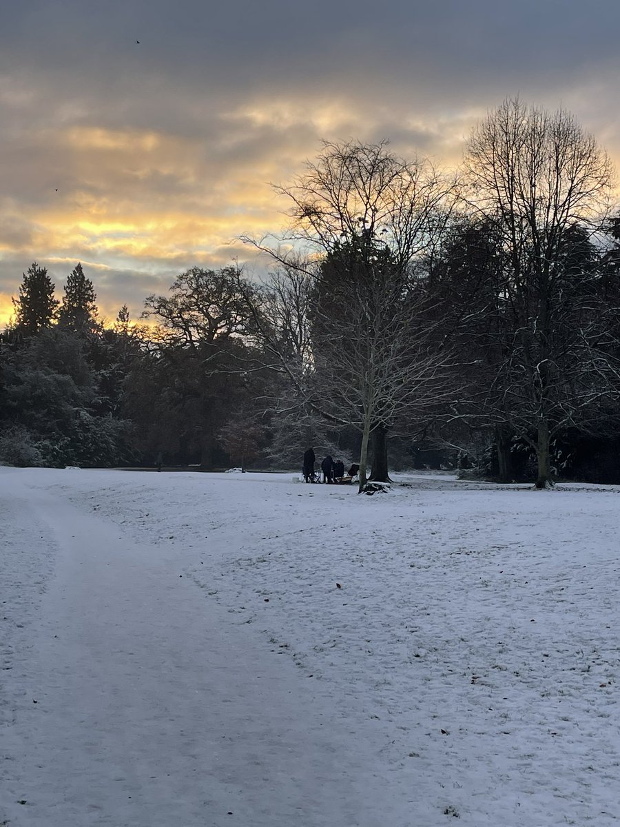 In the distance, a team of super dedicated volunteers sorting through the December sample. Last surveys for the year. It’s been a pleasure working with them. #guardiansofourrivers