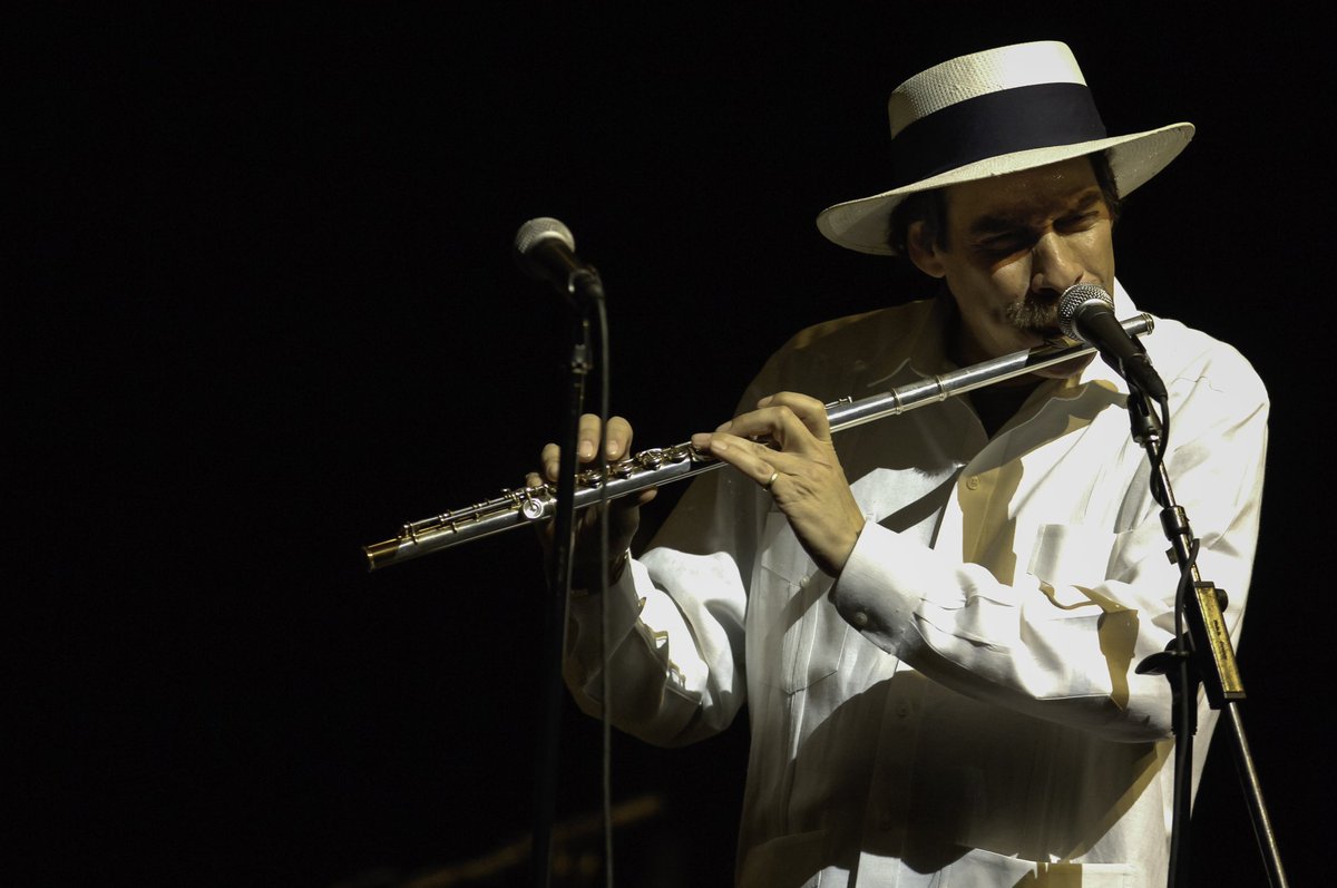 CapitalJazzClub's tweet photo. #NowPlaying, 'See-Saw', off #DaveValentin's *Pure Imagination*. (2011). The #CapitalJazzClub984, with #JacobAsiyo, &amp; @KaimaMwiti. 
Bass: Ruben Rodriguez
Drums: Robby Ameen
Flute, Alto Saxophone, Flute[Bass]: Dave Valentin
Percussion: Richie Flores
Piano: Bill O'Connell. https://t.co/RKIuFX6t7L