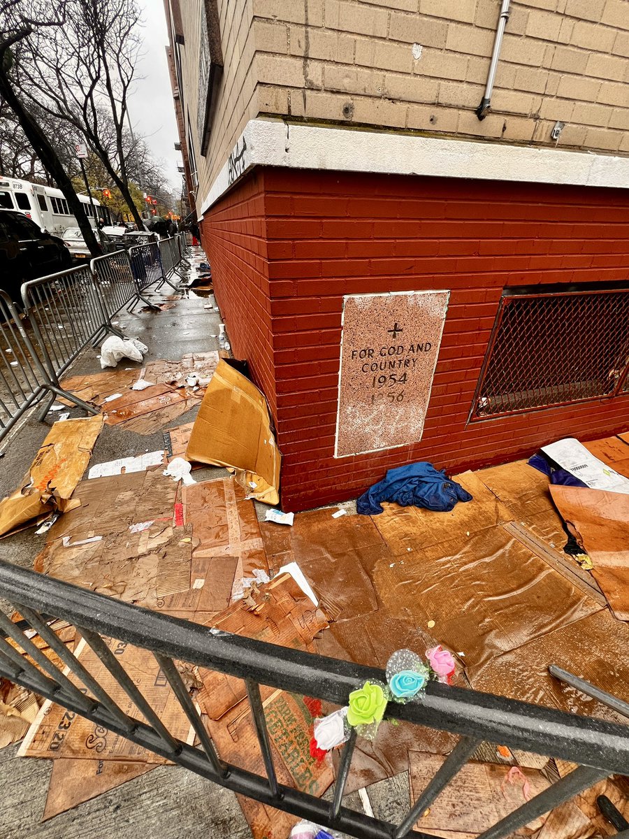 handyhoo's tweet photo. @NYCMayor Is this how you’re taking care of New Yorkers?? Trashing our city with an influx of immigrants and having them trash our neighborhoods https://t.co/l2QpDFC7oO
