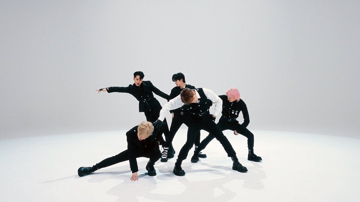MCND 'ODD-VENTURE' Performance Video (One-take Ver.)

🔗 youtu.be/WIKXgBnXr5U

#MCND #엠씨엔디 #ODD_VENTURE #오드벤처