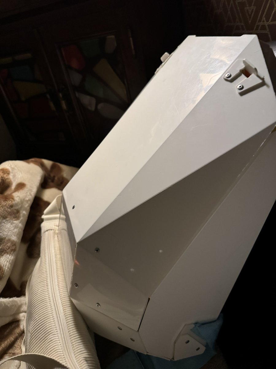 b4e4l4z4a's tweet image. 枕にならないかばん #SOLIDGRAY