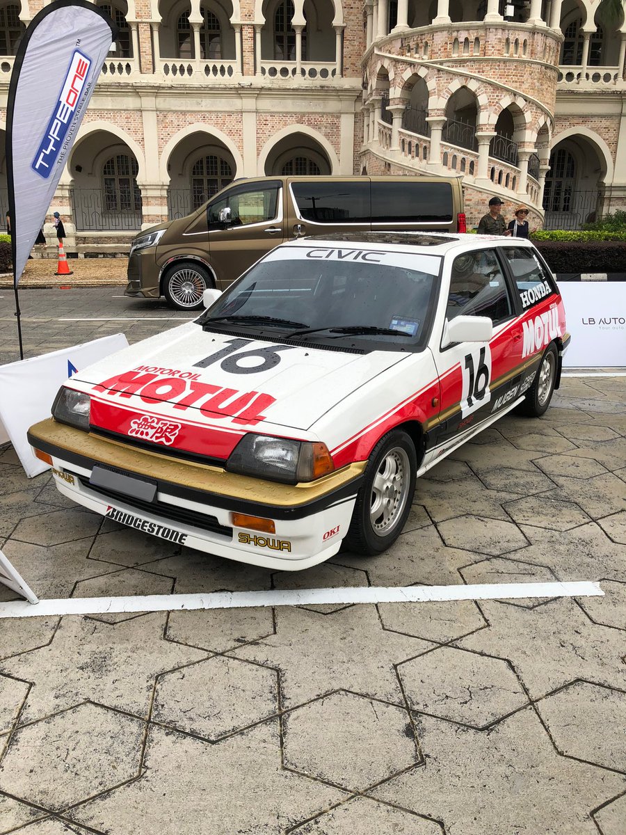vic_fzy's tweet photo. Mk 3 Honda Civic with Mugen Motul racing livery #Honda #Civic #Mugen #JDM #classiccars https://t.co/qIuqVkPXmO