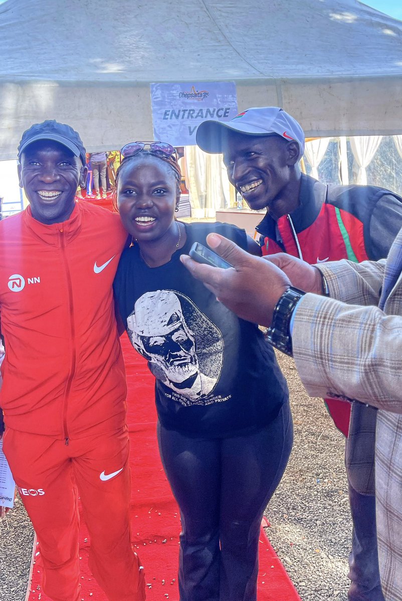 kirui_daisy's tweet photo. The Great Chepsaita Cross Country Run patroned by Farouk Kibet Teigut was miles and smiles on the cross country course,revealing the Zeal for outdoor activities from people of Chepkemel.   Hills,Thrills and running skills.Finding strength in every tide.The Trails were conquered! https://t.co/mI73uVqPWY