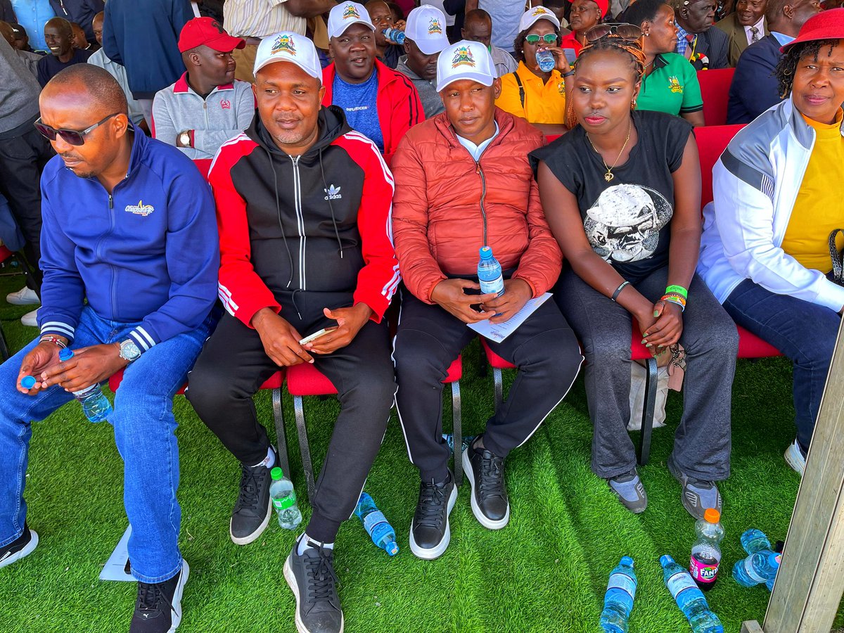 kirui_daisy's tweet photo. The Great Chepsaita Cross Country Run patroned by Farouk Kibet Teigut was miles and smiles on the cross country course,revealing the Zeal for outdoor activities from people of Chepkemel.   Hills,Thrills and running skills.Finding strength in every tide.The Trails were conquered! https://t.co/mI73uVqPWY