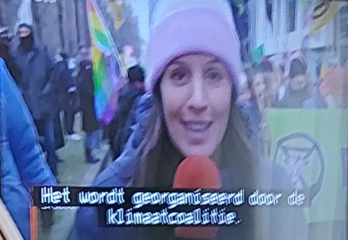 klimaatdrammers ´hopen´ op 25.000 deelnemers aan de #klimaatmars dat is dus 0,00172 procent van de Belgen ... nuff said 😑😑 #vtmnieuws #deafspraak #terzaketv #7dag #klimaathysterie  #Cop28Dubai