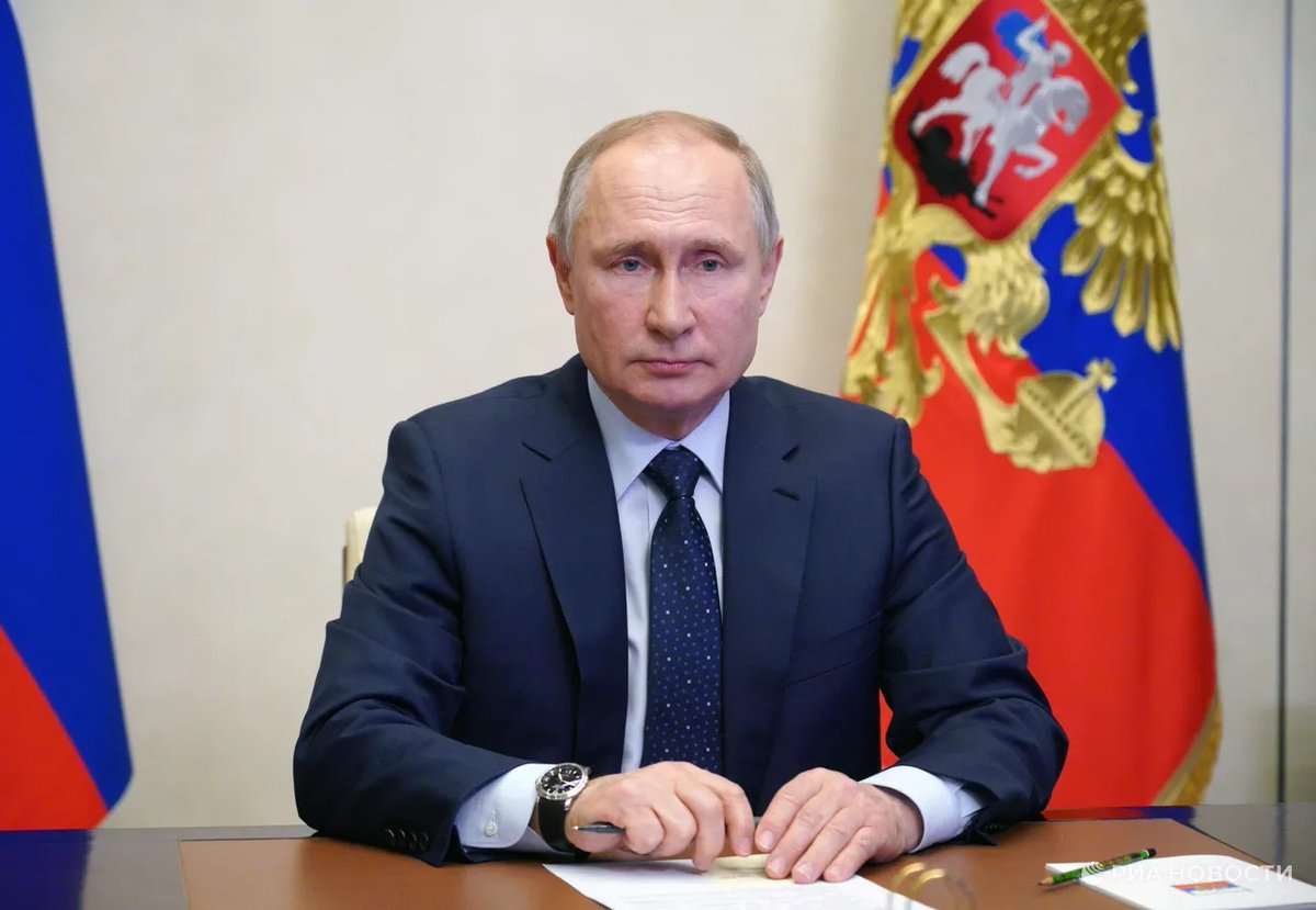 rianru's tweet photo. Путин примет участие в мероприятии по случаю Дня героев Отечества
https://t.co/V4dOZK2vx3 https://t.co/NFHBYEMh6A