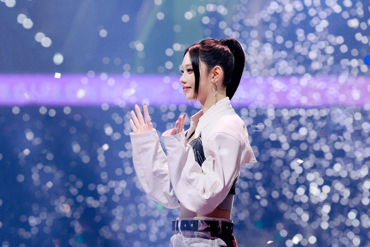 231202 MMA 
무대에서 제일 빛나는 너✨

<a href="/NewJeans_twt/">NewJeans</a> 
#뉴진스 #해린 #NewJeans #HAERIN