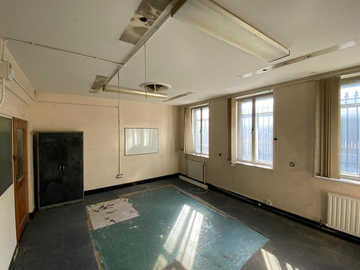 CADS (@cads_sheff) on Twitter photo These two medium-sized studios are now available at our hub in Attercliffe! Both benefit from large windows and would be perfect work space for artists. Located amongst studios of creative individuals, brewery and a bakery!
Email us at info@cads-online.org to book a viewing! These two medium-sized studios are now available at our hub in Attercliffe! Both benefit from large windows and would be perfect work space for artists. Located amongst studios of creative individuals, brewery and a bakery!
Email us at info@cads-online.org to book a viewing!