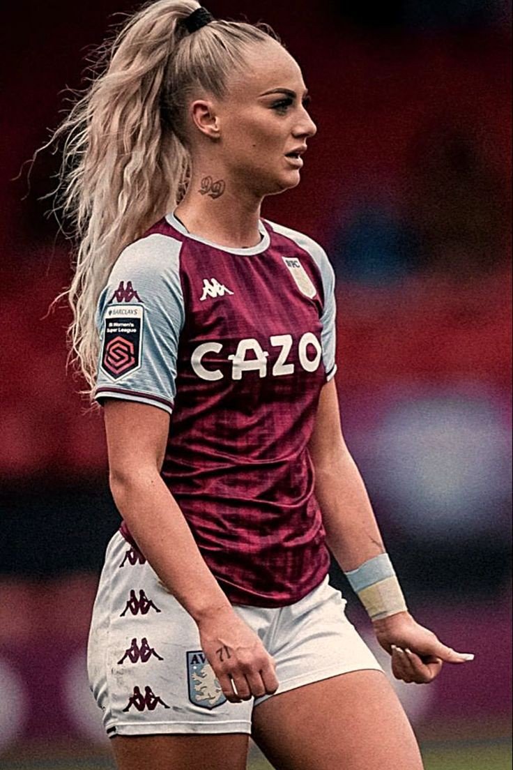 fut_magico's tweet photo. Admita vc já quis fazer aquilo com a Alisha https://t.co/vGUhgGvlLB