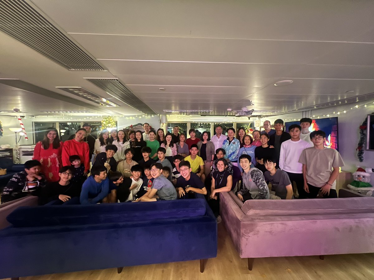 A great Christmas party in Churchill House this evening. It was wonderful to have so many of our parents and pupils in House to gather as a community. Thank you to the Parent Representatives for organising <a href="/Harrow_HK/">Harrow International School Hong Kong</a>