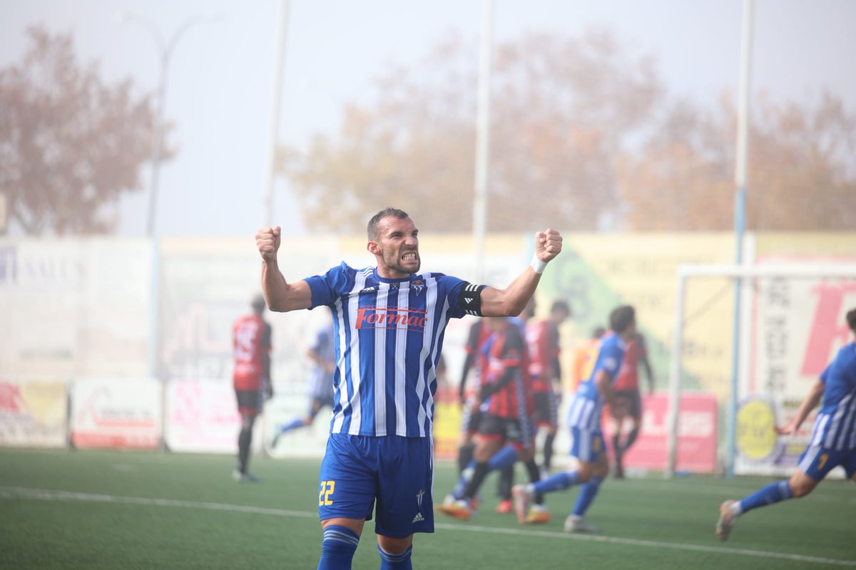 📢 FINAL FINAL FINAL

🤍💙 Formac Villarrubia 3️⃣
🖤❤️ <a href="/CDAzuqueca/">C.D. Azuqueca</a>  2️⃣

⚽ Ivi 
⚽ Álex Pérez 
⚽ Braun

🥳 ¡Victoria importantísima para irnos al parón con un ➕3️⃣!

🏆 #J13TerceraRFEF
