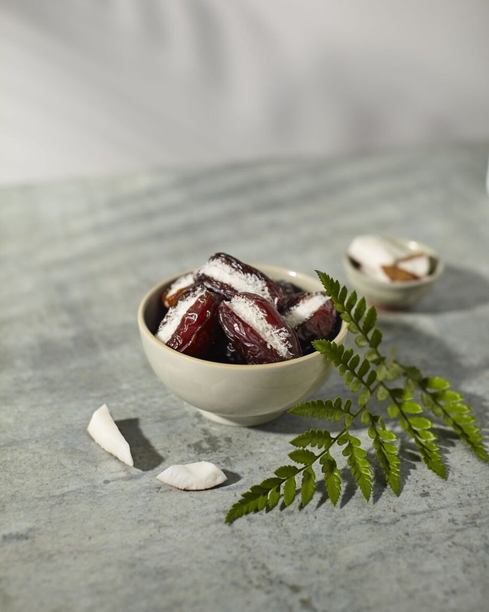 QinwanDates's tweet photo. حلويات لذيذة وصحية من قنوان.
Life's too short to resist Qinwan's Delights – indulge guilt-free in flavors that redefine sweetness
#Qinwandates #PremiumDates #LuxuryGourmet #GiftExperiences #QatarGifting #Giftboxes #ramadandates #corporategifts #qatarnationalday #nationaldaygifts https://t.co/wNJcWf9cwD