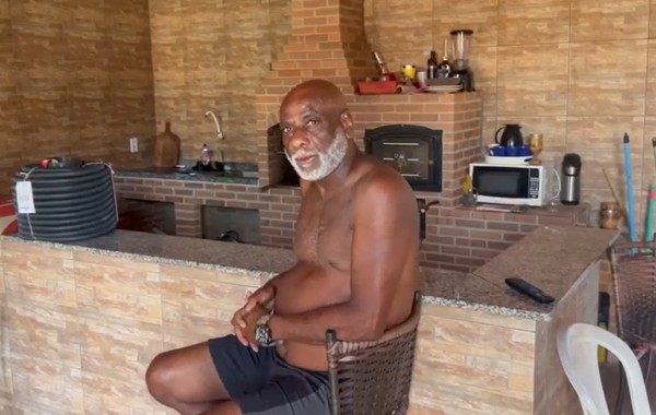 ⚠️ URGENTE

A Polícia Civil prendeu na tarde de ontem, o traficante Paulinho Madureira, apontado como chefe do Comando Vermelho em algumas favelas de Niterói e São Gonçalo, herdadas do seu irmão Luiz Queimado.

Madureira foi solto ano passado, após passar mais de 25 anos preso.