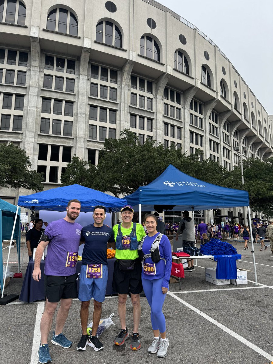 OLOL and LSU DOCS ready for the Tiger 10 K at Tiger Stadium! @ololhealth @lsusurgerydept @LSUHealthNO @LSUHealthNOBRC @PBRCNews