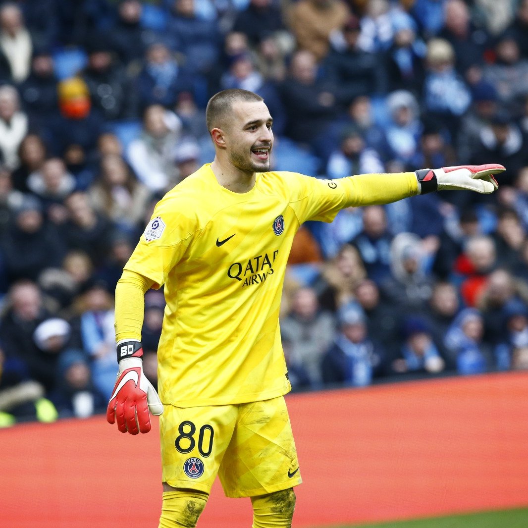 .@arnautenas is having a fine game so far! 👊 #HACPSG 0️⃣-1️⃣ | #Ligue1