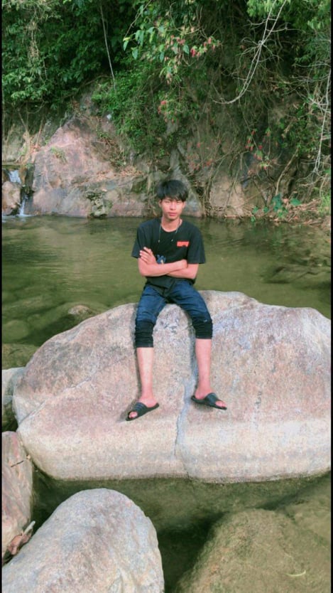 PYuenyang85876's tweet photo. ถ้าไม่มีใครน้องเป็นเพื่อนทักมาหาเราได้นะครับ #สระบุรี #ลพบุรี #พระพุทธบาท #หน้าพระลาน #บ้านหมอ https://t.co/9VKUhrqQyz