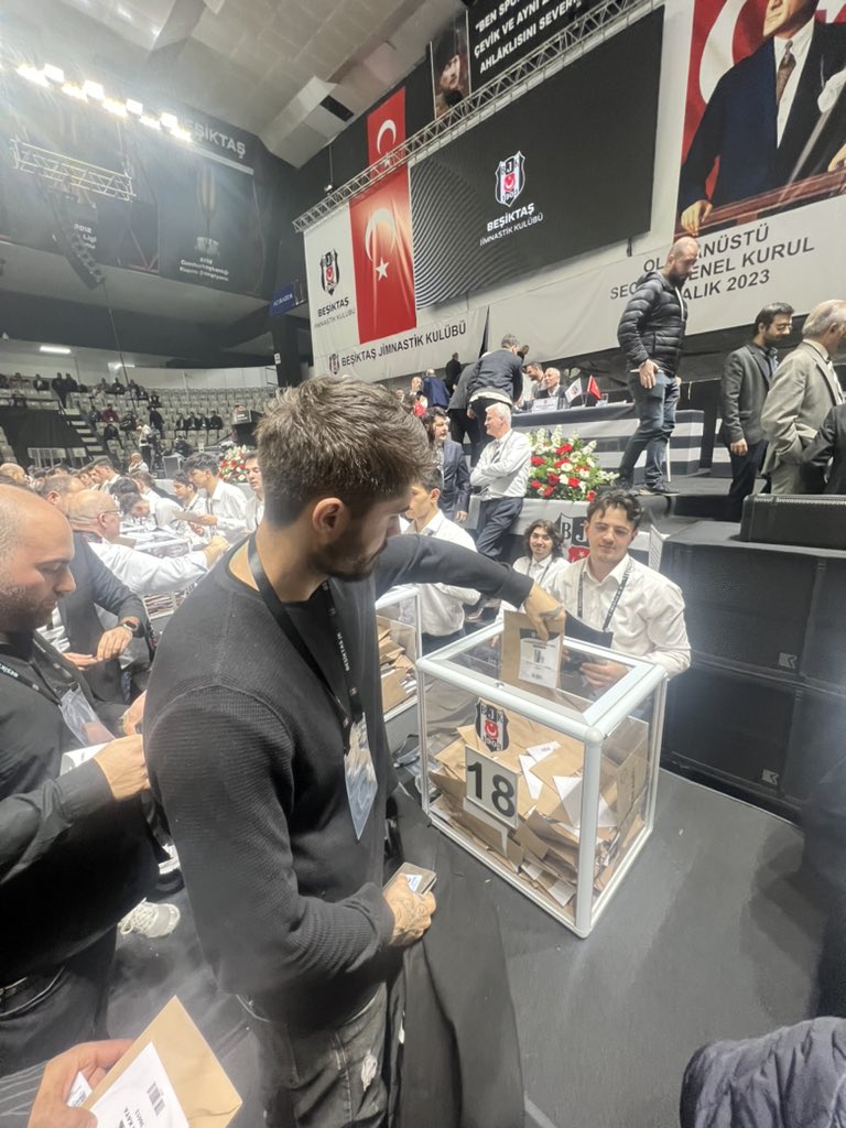 Beşiktaşımız için hayırlısı olsun 🦅