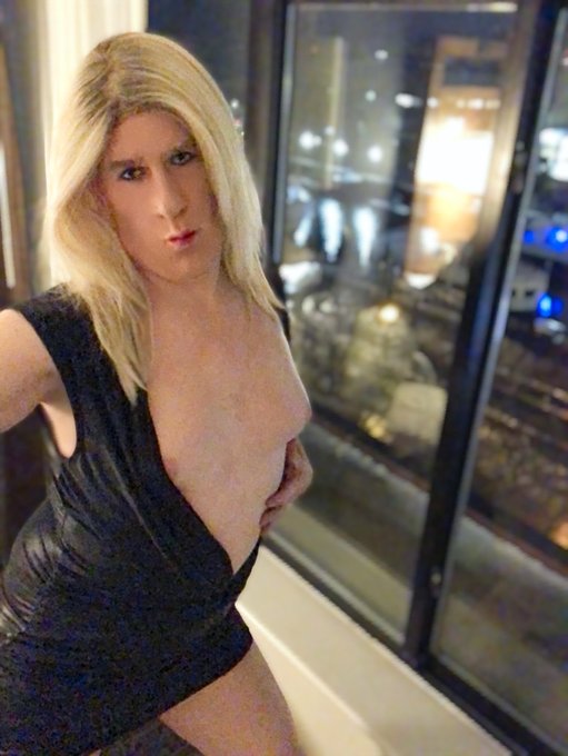 Bad girl 😈 https://t.co/VoZeEfzbEI
