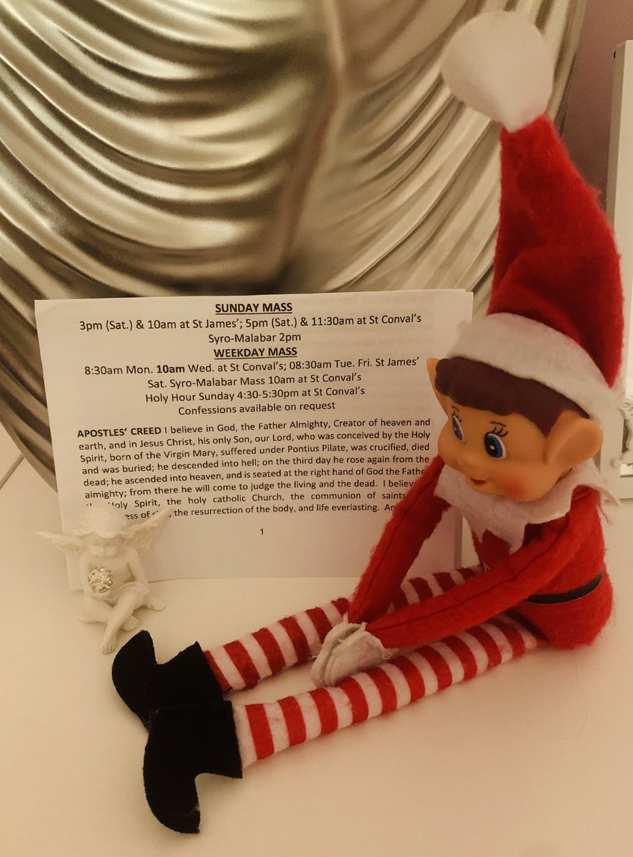 Aislinsmith01's tweet photo. Aislin’s Elf Squad Day 3💚🧑🏻‍🎄⛄️🎄 
Happy First Sunday of Advent Everyone 🙏 🕯️ 
#AislinTheElf #AislinsElfSquad #bigfriendlyelf #6ftElf #RealElfThatsNoOnAShelf #christmas2023🎄🎁 #snow #advent #Hope #FirstSundayofAdvent #sundaymass #pray #hymns #givemejoyinmyheart 💚❄️🙏 https://t.co/daDDaYUxsX