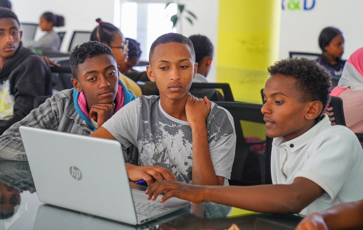 DanEnergyET's tweet image. Tech-savvy generation : Youth practice coding and learn to be problem-solvers! #SundayCoding @DanEnergyET