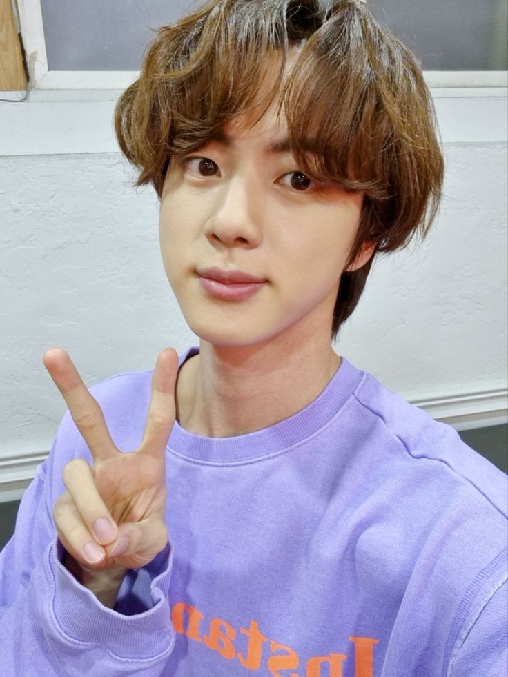 Akjinbts's tweet photo. Happy Birthday to my world Seokjin

Reply 👇🏻

#LittlePrinceJinDay
#WorldwideSuperstarJin
#OurBiggestLoveJin
#EternalLullabyJin
#CaptainKoreaJin
#OurForeverArtistJin
#OurBelovedAstronaut
#ShiningJewelJin
#1204WinterAngel
#2YearsWithSuperTuna
#HappyJinDay
#HappyBirthdayJin
#JINDAY https://t.co/4AHY4kbszf