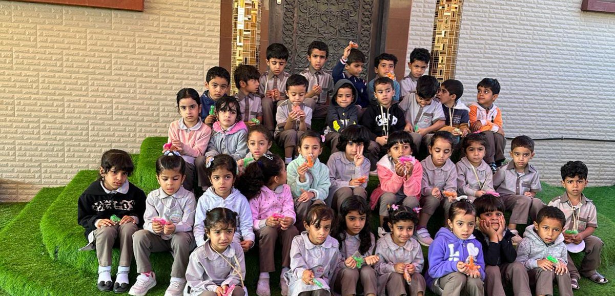 😍تكريم عباقرة مدرسة القارئ العبقري (فرع بهلاء) في تطبيق سنن الرسول محمد صلى الله عليه وسلم
** السواك**👏👏👏
#مدرسة_القارئ_العبقري
#خماسية_السكينة