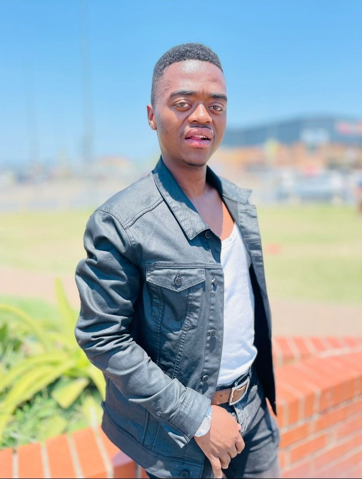 MathintaC's tweet image. 