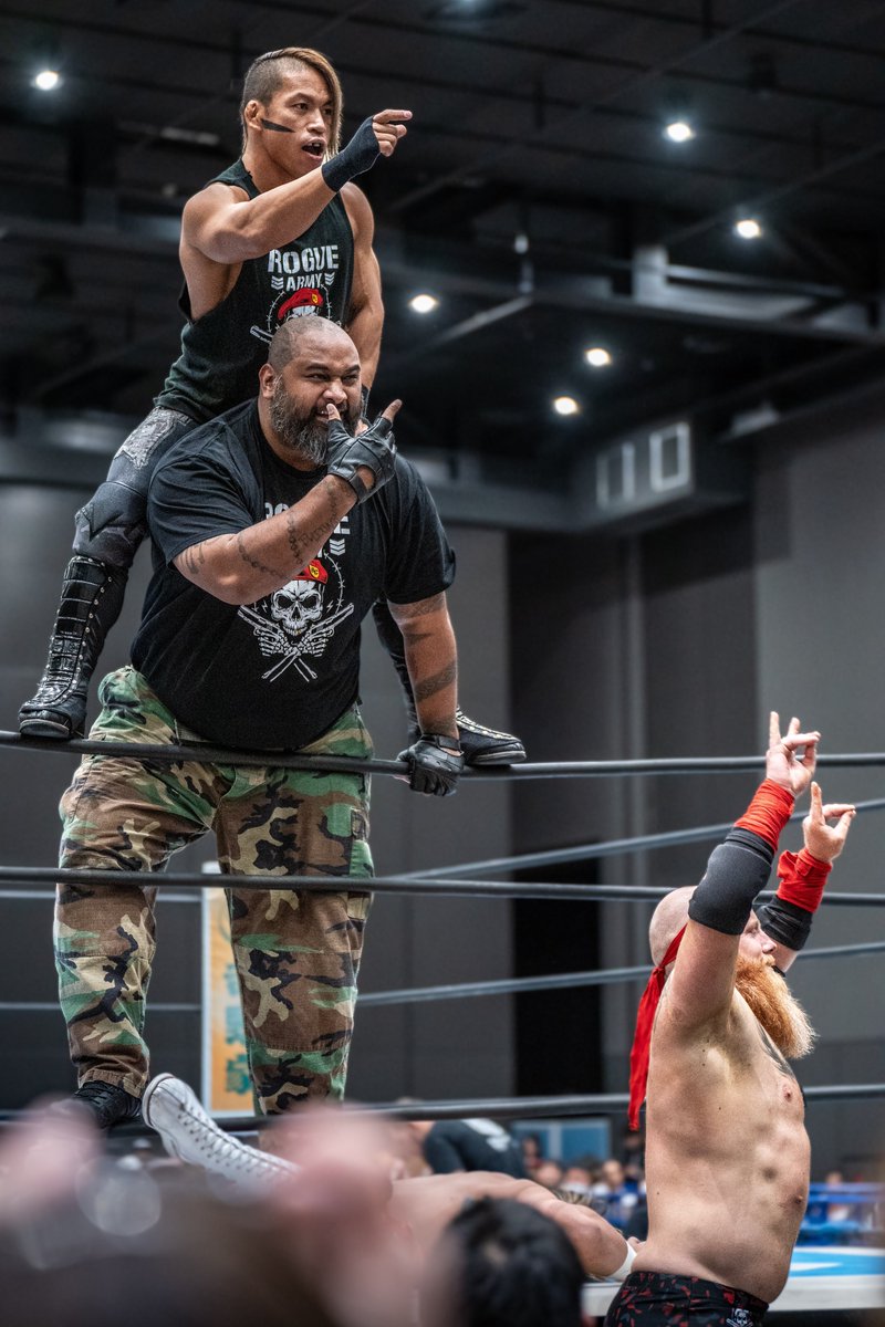 2023.12.3 アクリエひめじ
🔫🤘
#njpw #njwtl #石森太二 
#BadluckFale #バットラック・ファレ
#JackBonza #ジャック・ボンザ