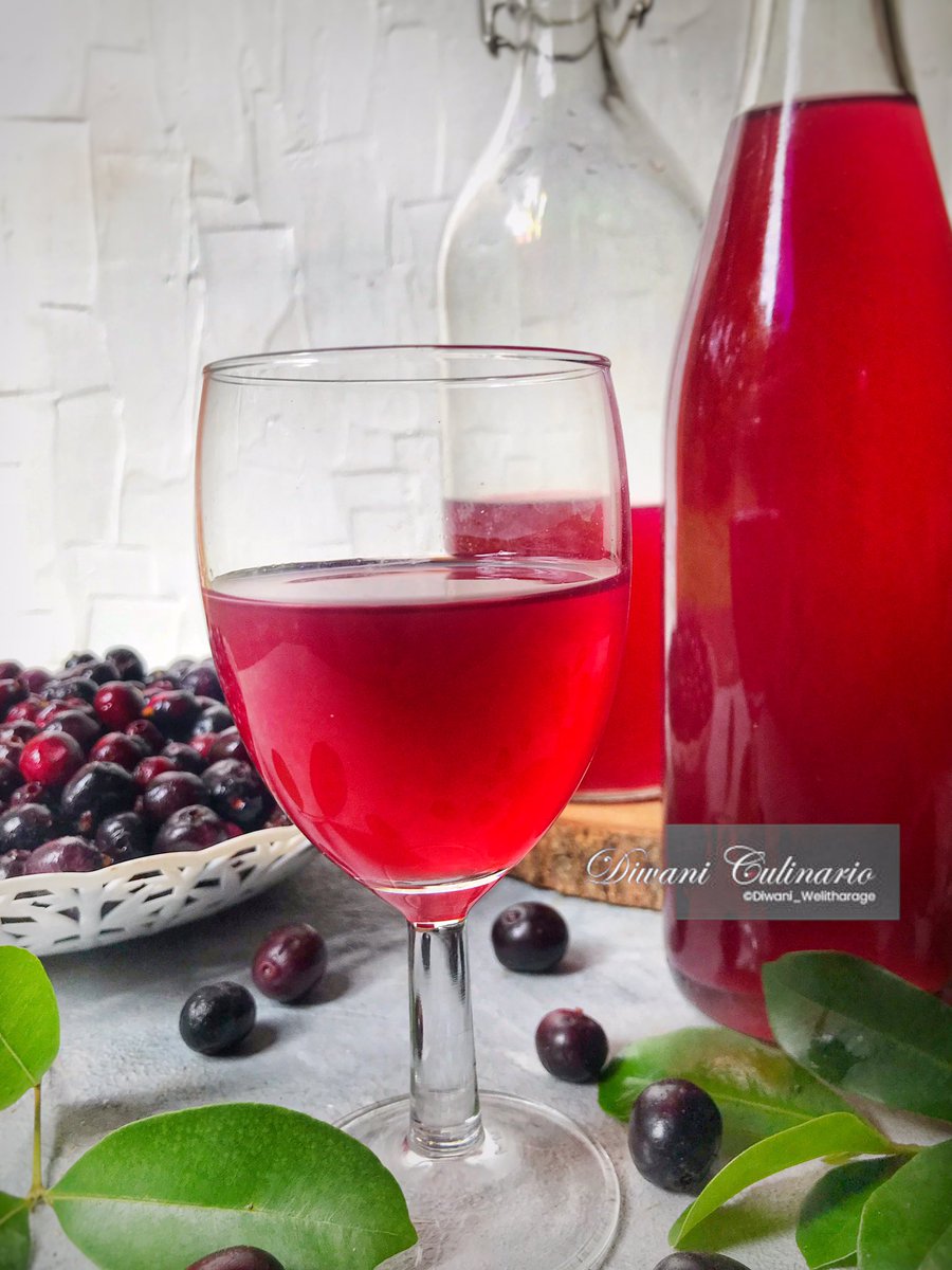 මගේ wine එකතුවට අලුතින් එකතු වුණ සාමාජිකයා. මා දං වයින්. හදලා මාස තුනකට විතර පස්සේ තමයි photo ගත්තේ.
#DiwaniCulinario