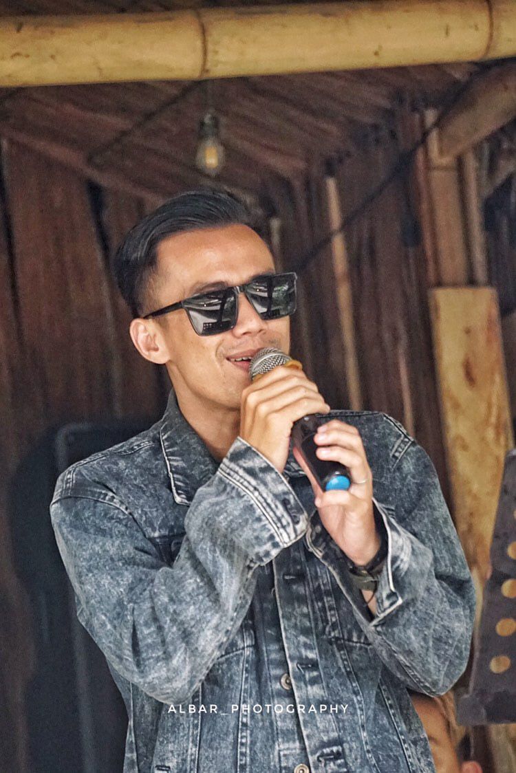 YudhiRises's tweet photo. 🎤🎶 https://t.co/XBjZ1YHwmu