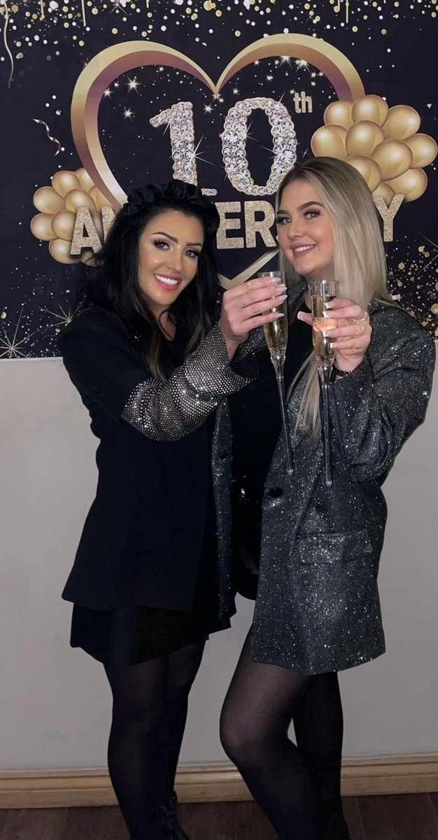 DebbiOrourke's tweet photo. Get yourself a Manageress that tells you to drink champagne at work and ditch your car 🤣  #decadeofsucess 🎉🎉🎉 https://t.co/X5WuVulY4b