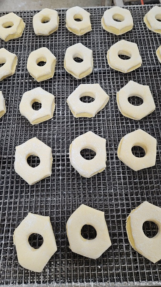 OldTownDonuts's tweet photo. Grab the $10.99 coupon from https://t.co/1Zg9Fm6Kgc? Donut mind if I do!
#GlazeForDays #CheaperByTheDozen https://t.co/Yu2XsiewKF