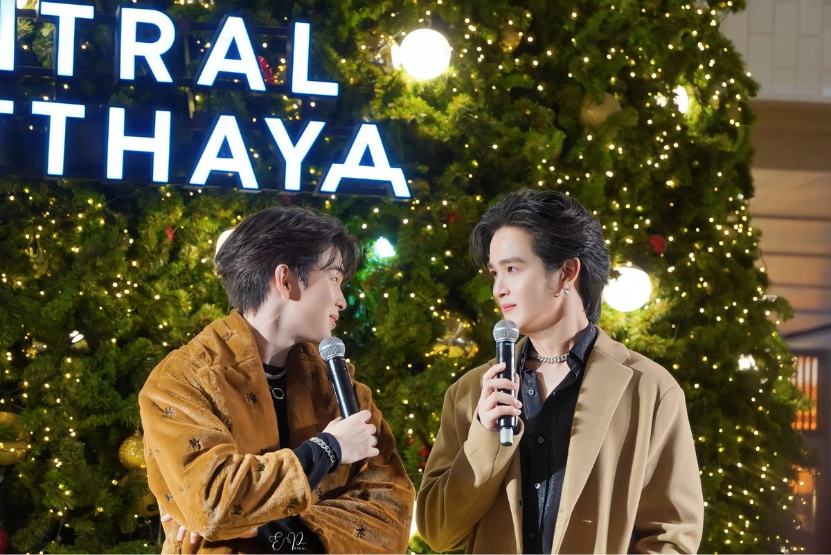 Final_EP_isode's tweet photo. แล้วทำหน้าดื้อแบบนี้ คนพี่จะอดใจไหวได้ไงอะ 
.
.
@yoonpsn @mytonsrn
#LightUpXmasTreeXYoonTon
#แก้มกลมของต้น #yoonton #ยุ่นต้น 
#แก้มกลมของยุ่น #yoonpsn 
#ต้นรักของศรัณญ์ #mytonsrn https://t.co/x2HLeijLag