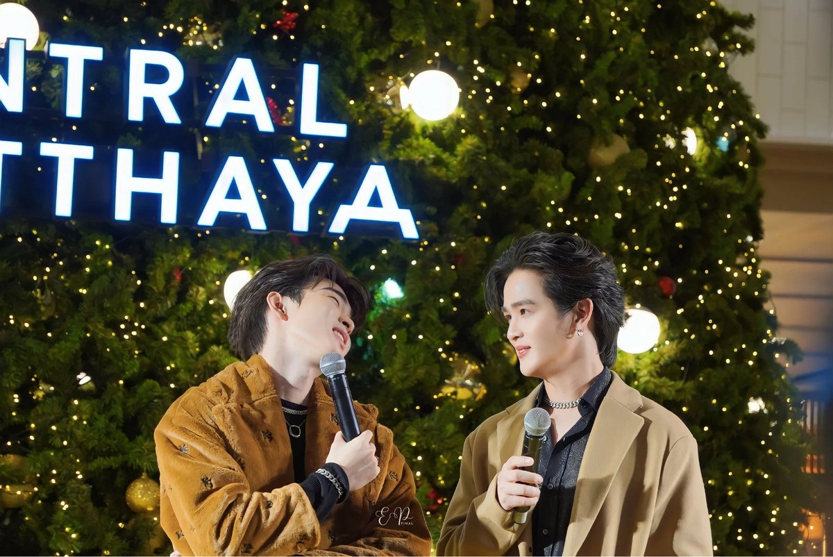 Final_EP_isode's tweet photo. แล้วทำหน้าดื้อแบบนี้ คนพี่จะอดใจไหวได้ไงอะ 
.
.
@yoonpsn @mytonsrn
#LightUpXmasTreeXYoonTon
#แก้มกลมของต้น #yoonton #ยุ่นต้น 
#แก้มกลมของยุ่น #yoonpsn 
#ต้นรักของศรัณญ์ #mytonsrn https://t.co/x2HLeijLag