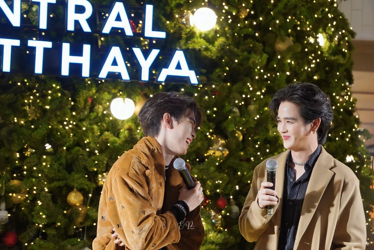 Final_EP_isode's tweet photo. แล้วทำหน้าดื้อแบบนี้ คนพี่จะอดใจไหวได้ไงอะ 
.
.
@yoonpsn @mytonsrn
#LightUpXmasTreeXYoonTon
#แก้มกลมของต้น #yoonton #ยุ่นต้น 
#แก้มกลมของยุ่น #yoonpsn 
#ต้นรักของศรัณญ์ #mytonsrn https://t.co/x2HLeijLag