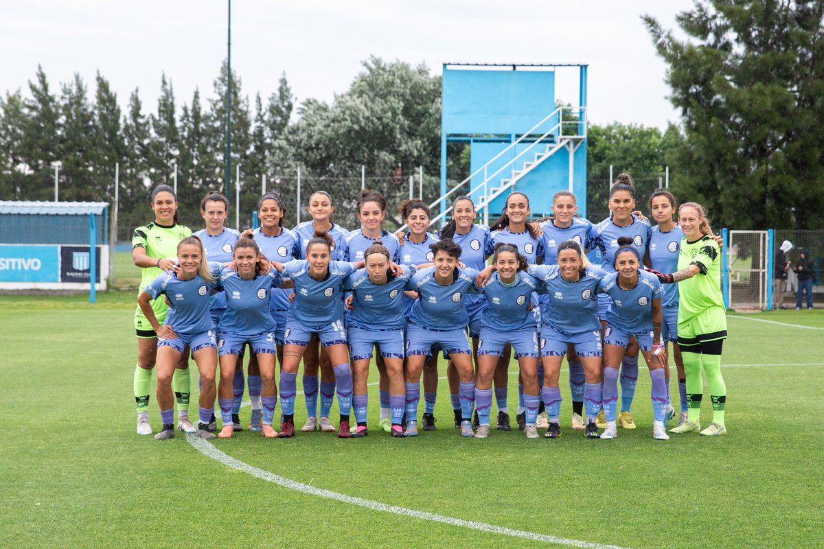 Tras empatar sin goles en los 90', <a href="/BelgranoFem/">Belgrano Femenino</a> superó a Racing Club en la tanda de penales y clasificó a semifinales de la Copa de la Liga Femenina. Primer año en primera, y están entre los 4 mejores.

Las Piratas aguardan rival: será Huracán o UAI Urquiza.