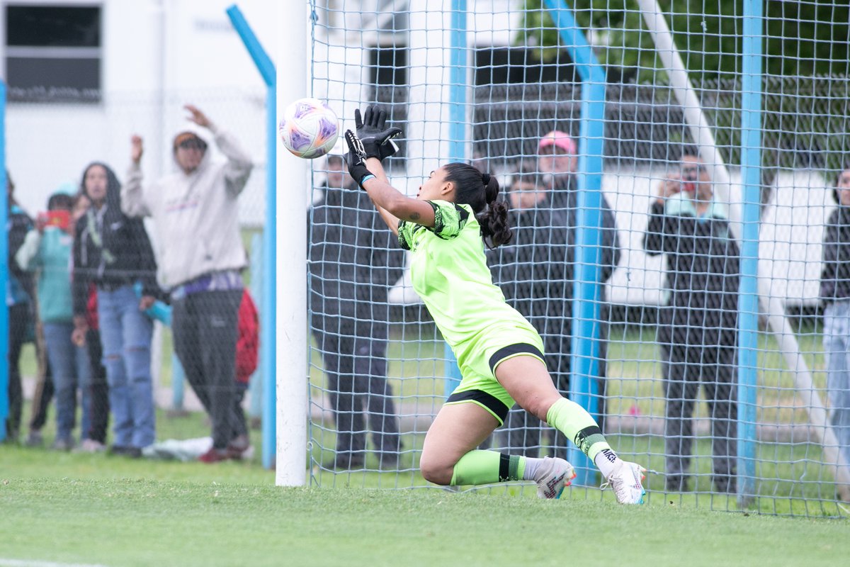 💜🩵 QUÉ LO LLEVAN ADENTROOO, CÓMO LO LLEVO YOOO

🥳😍¡<a href="/BelgranoFem/">Belgrano Femenino</a> a semis de la #CopaYPF!