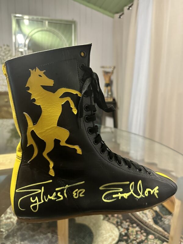 #ad Rocky Balboa Autographed Leather Boot ‘ROCKY II’ SLY STALLONE Authorized Signing  ebay.com/itm/Rocky-Balb…