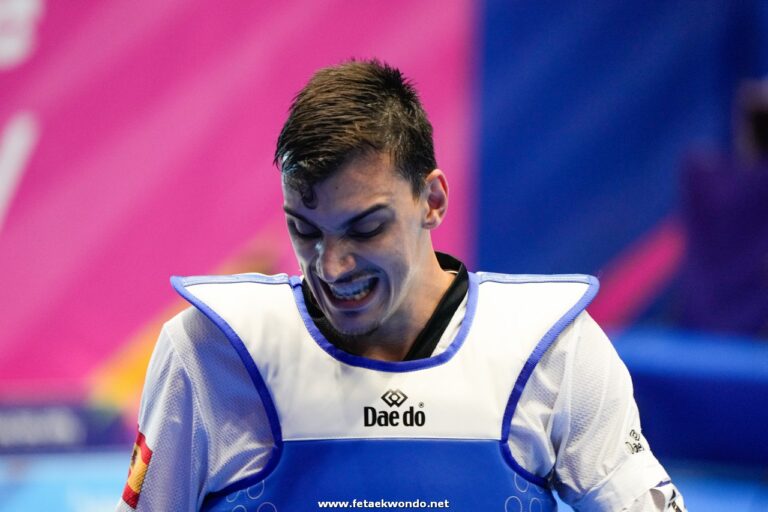la_antorchita's tweet photo. 🥋#Taekwondo Grand Prix Final Manchester 🏴
Semifinal ♂️ +80kg
❌ Iván García 🇪🇦 pierde 0-2 (6-8, 8-11) 🆚 Siqueira 🇧🇷 y luchará por el bronce
😢 Iván no podrá alcanzar la plaza olímpica por ranking pero puede intentarlo en el Grand Slam
#Manchester2023WTGPFinal #WTGPFINAL https://t.co/inDJ9JodRl