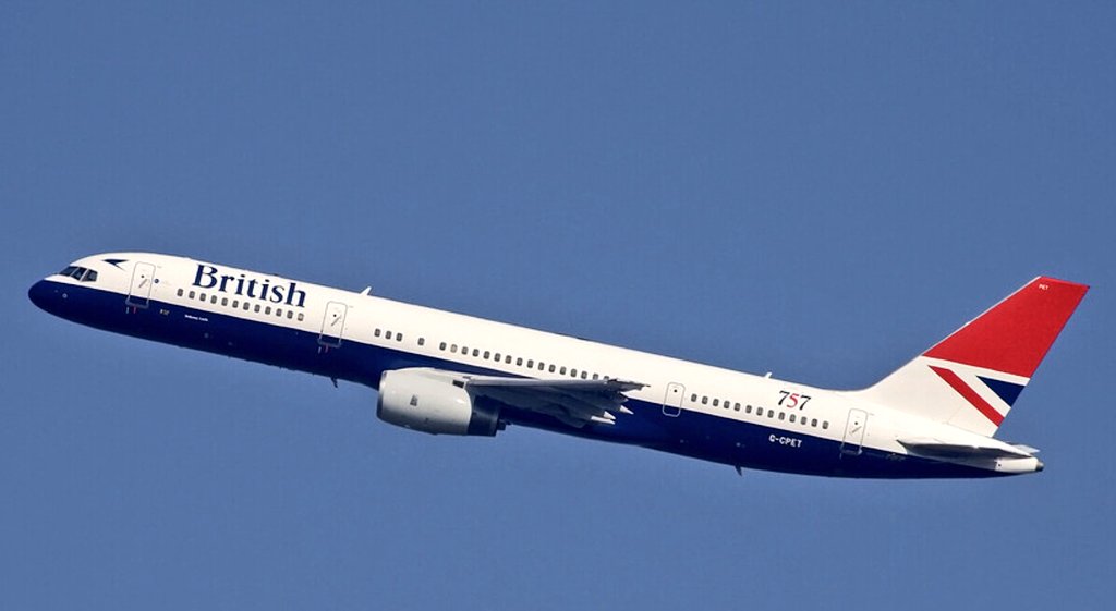 Speedbird Julie ✈️🍾🥂❤️⛸️ tweet media